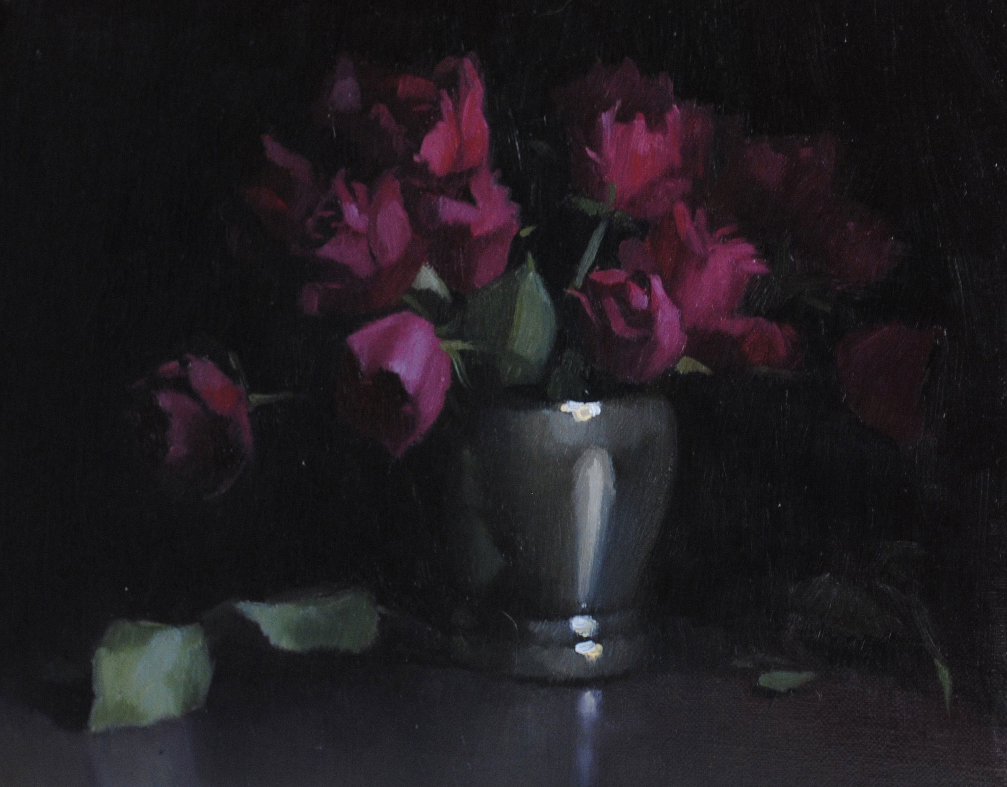 Dark_roses_with_silver
